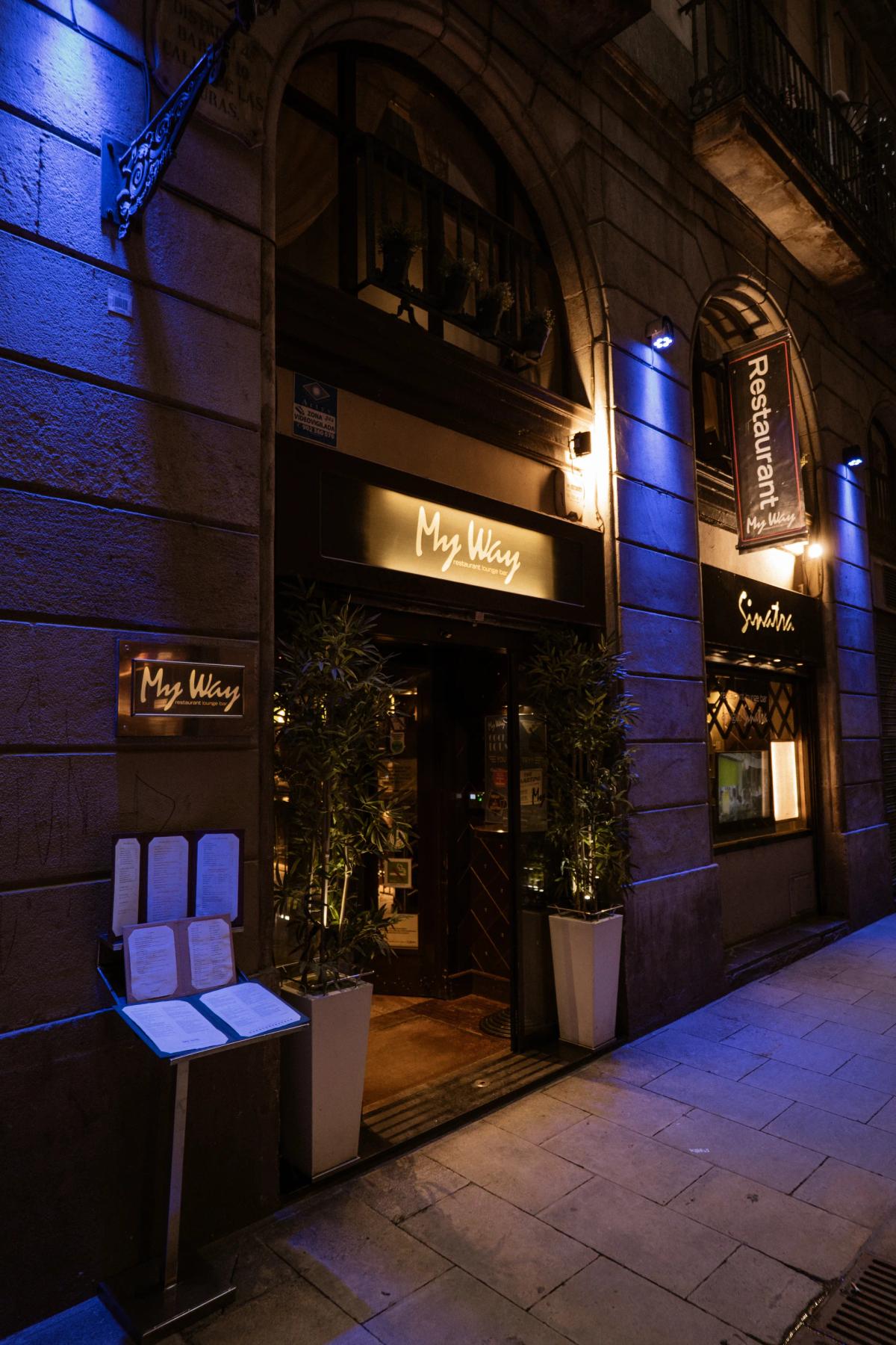 El lenguaje de la noche: Gastronomía nocturna, coctelería de autor y el misterio de los Speakeasies