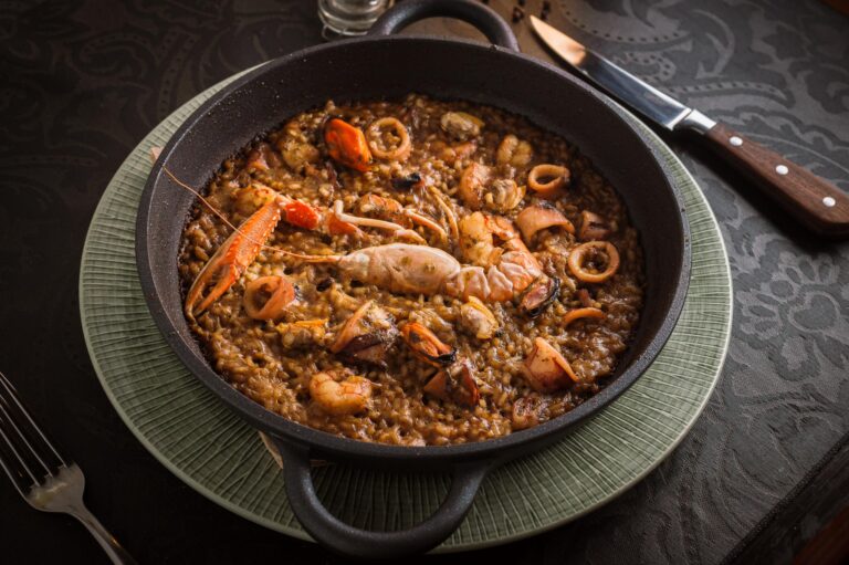 Squid paella